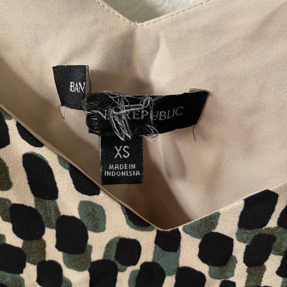 Patterned Tank Top - Picture 3 of 3